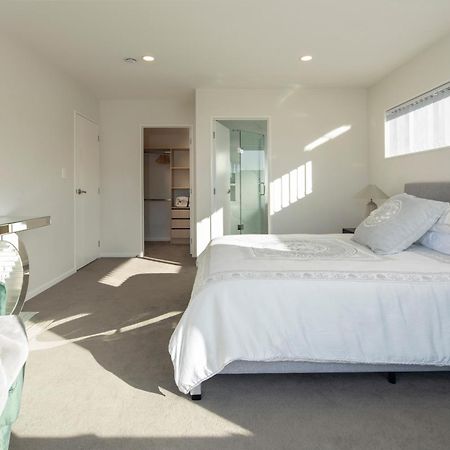 Modern Immaculate Residence In Mount Wellington Auckland Kültér fotó